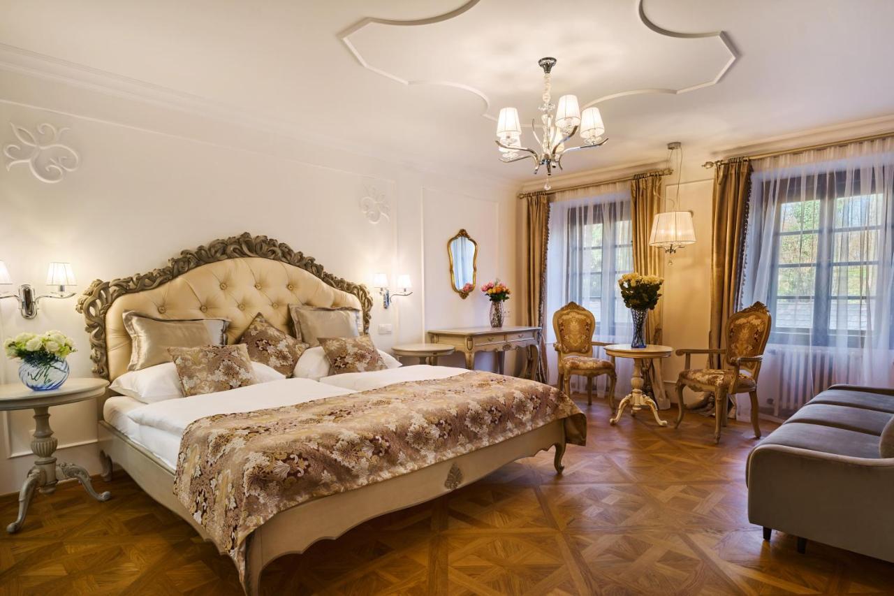 Spa Beerland Chateaux - U Zlate Hrusky / At Golden Pear Prague Exterior photo