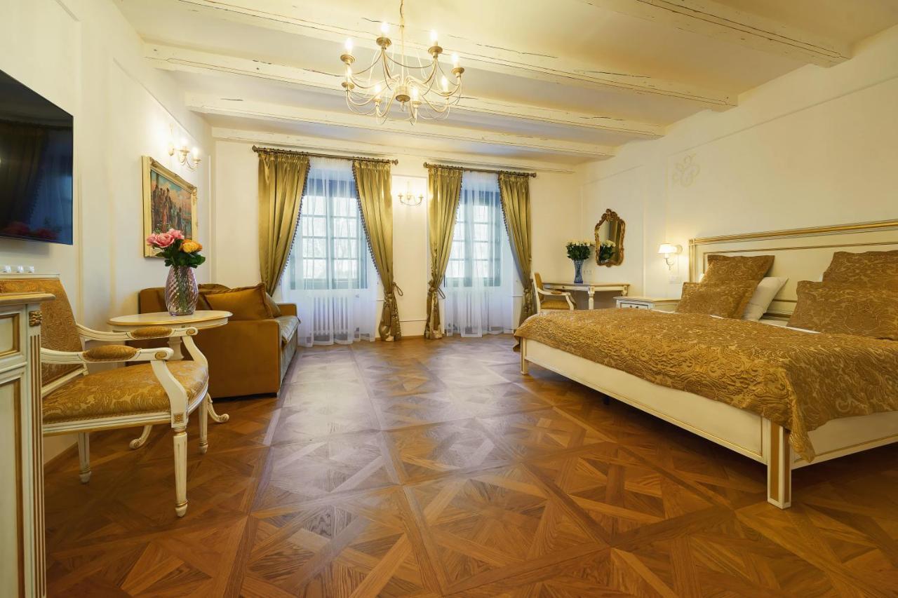 Spa Beerland Chateaux - U Zlate Hrusky / At Golden Pear Prague Exterior photo